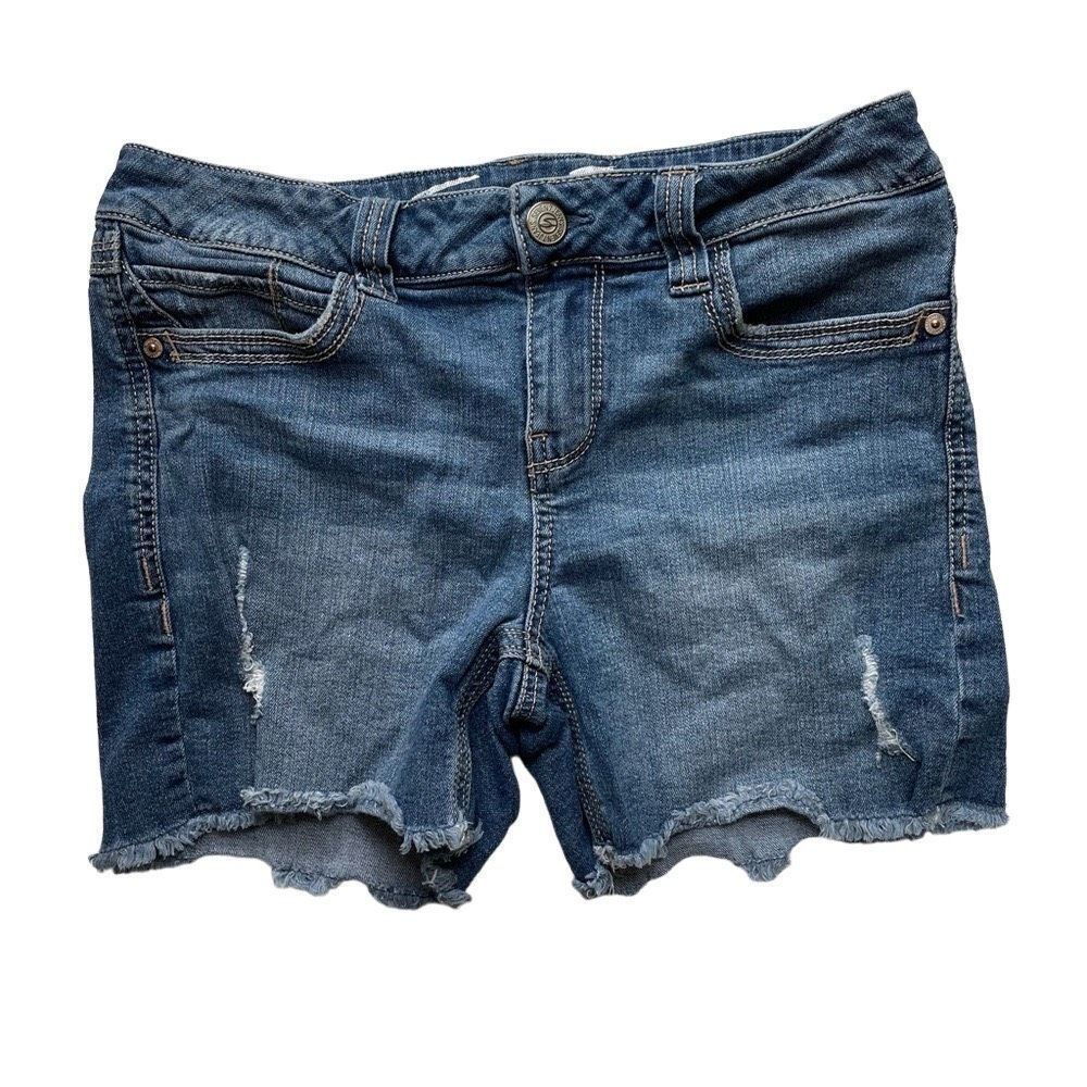 Seven7 Hi-Rise Distressed Denim Short‎ - Women’s 8